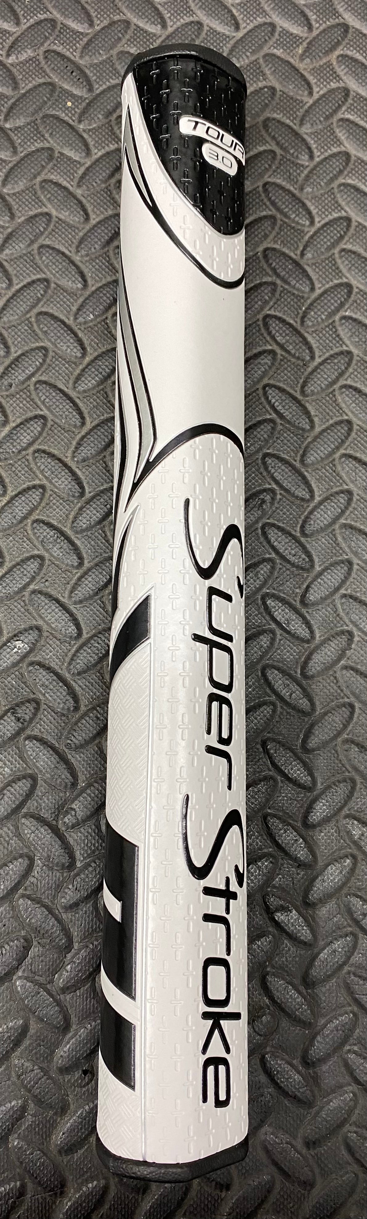 Super Stroke Zenergy Tour 2.0 or 3.0 Putter Grip (with Tech-Port)